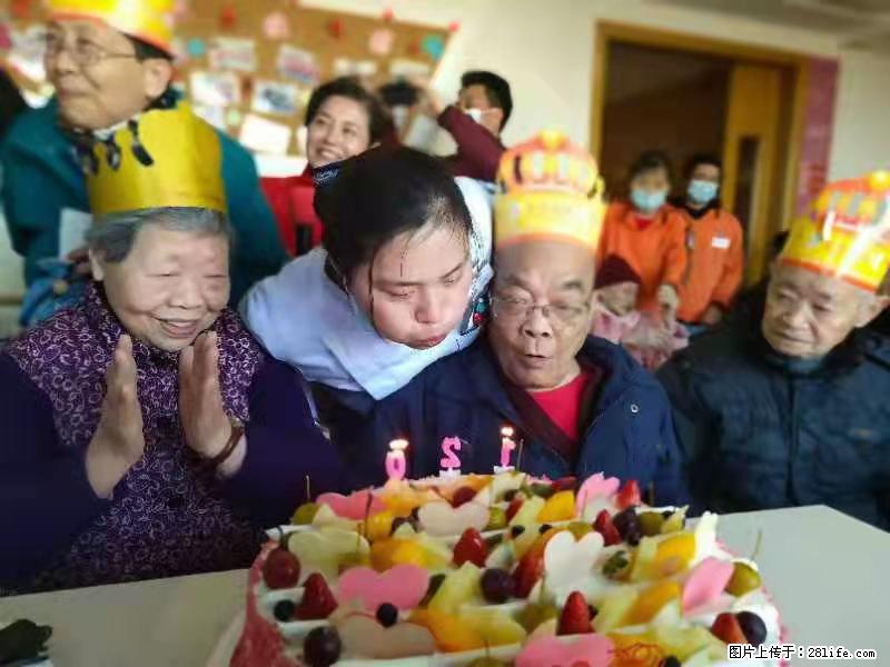 上海国企养老院，星级酒店环境，招聘养老护工 - 职场交流 - 克孜勒苏生活社区 - 克孜勒苏28生活网 kzls.28life.com