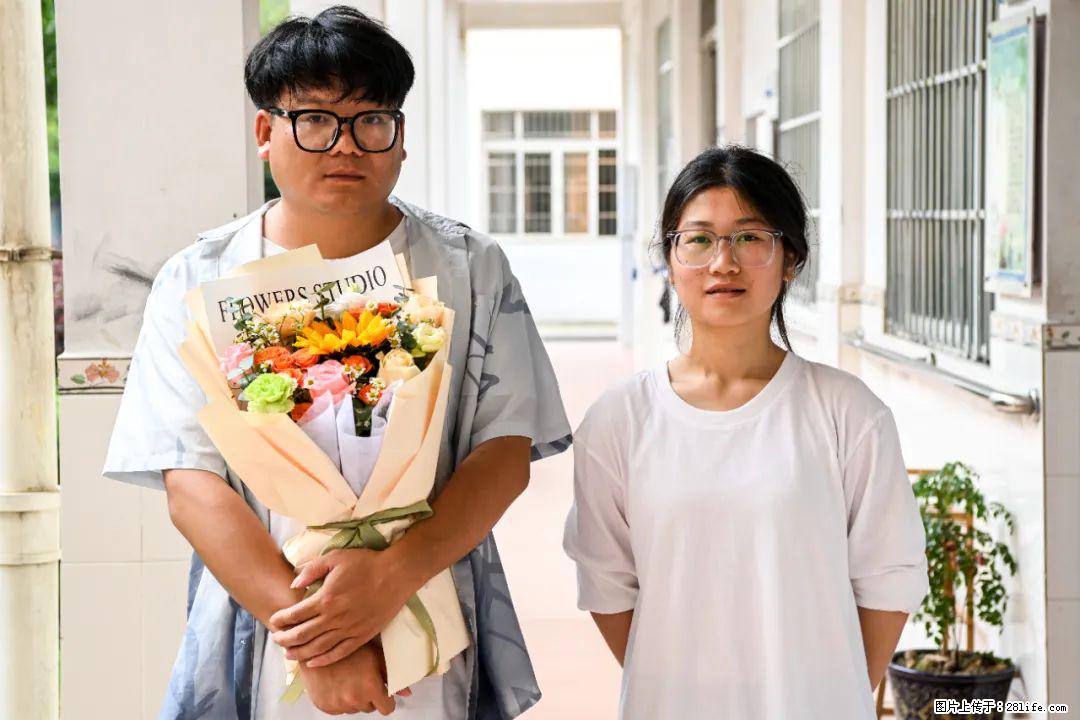 全网追的“扁担女孩”,找了一份暑假工,时薪12元 - 克孜勒苏生活资讯 - 克孜勒苏28生活网 kzls.28life.com